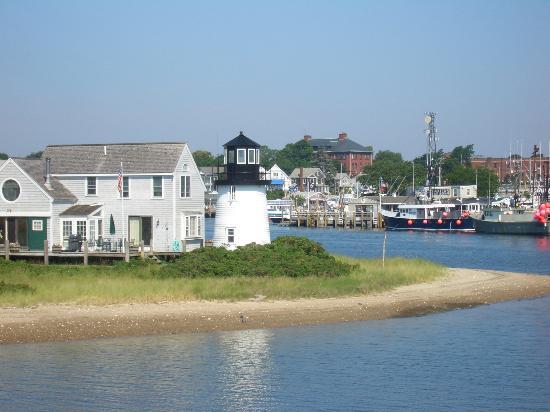 HYANNIS MUSEUM IN CAPE COD HYANNIS MUSEUM IN CAPE COD